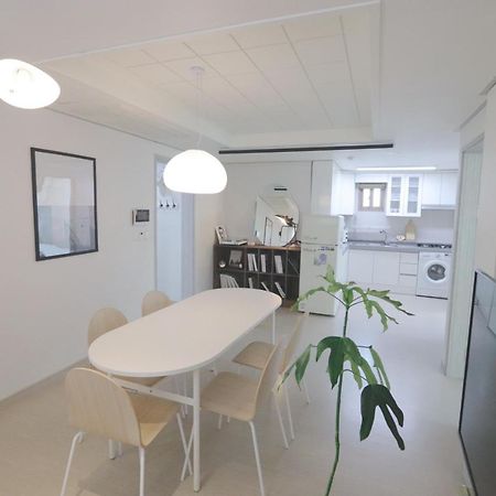 Ferienwohnung Lovely House Hongdae Seoul Exterior foto