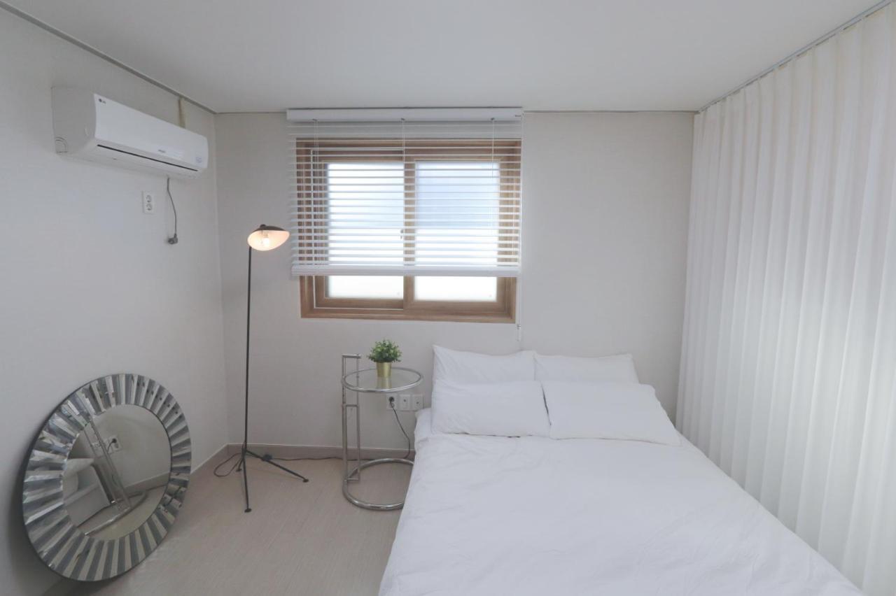 Ferienwohnung Lovely House Hongdae Seoul Exterior foto